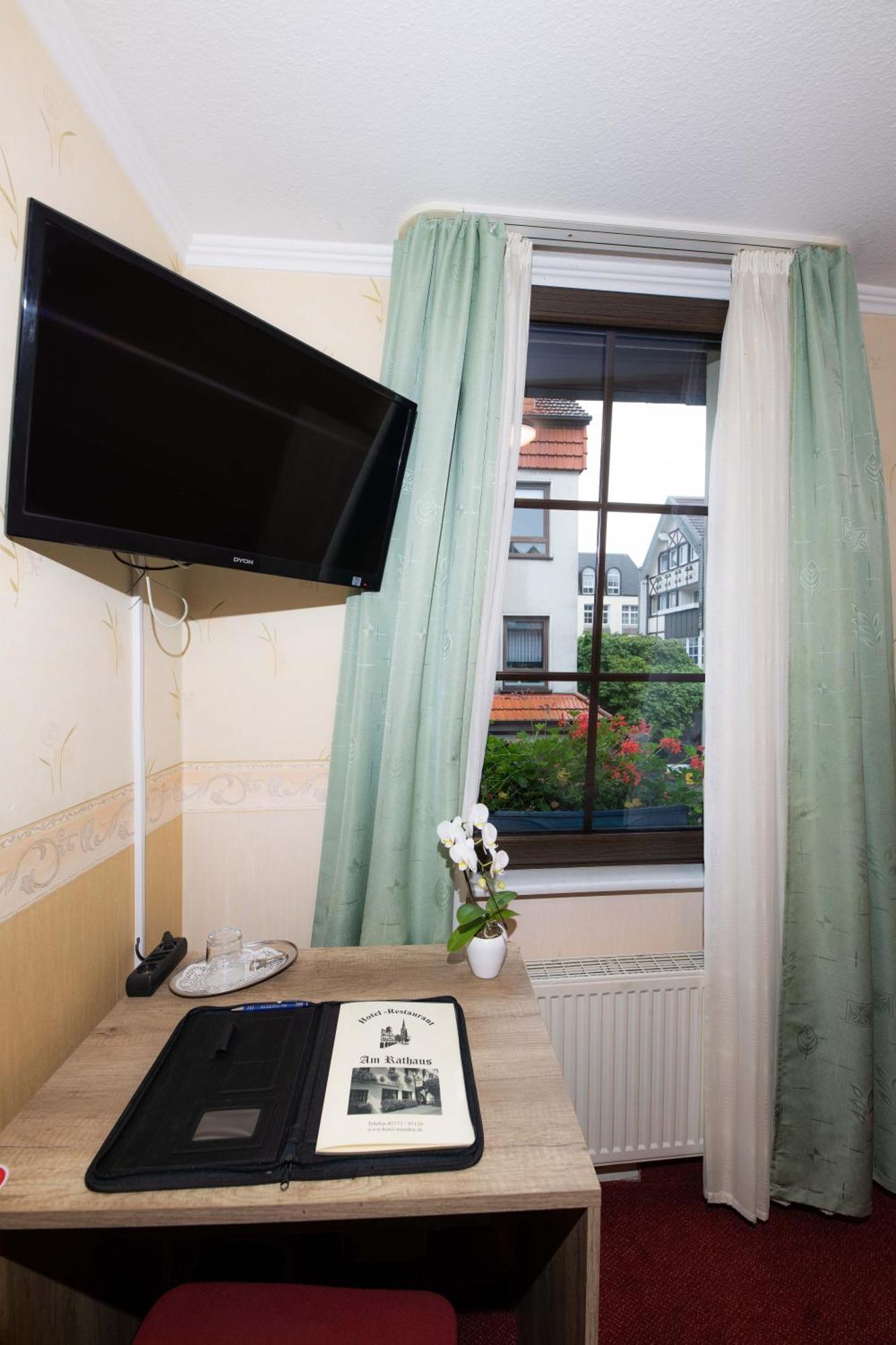 Hotel Am Rathaus Menden Ngoại thất bức ảnh