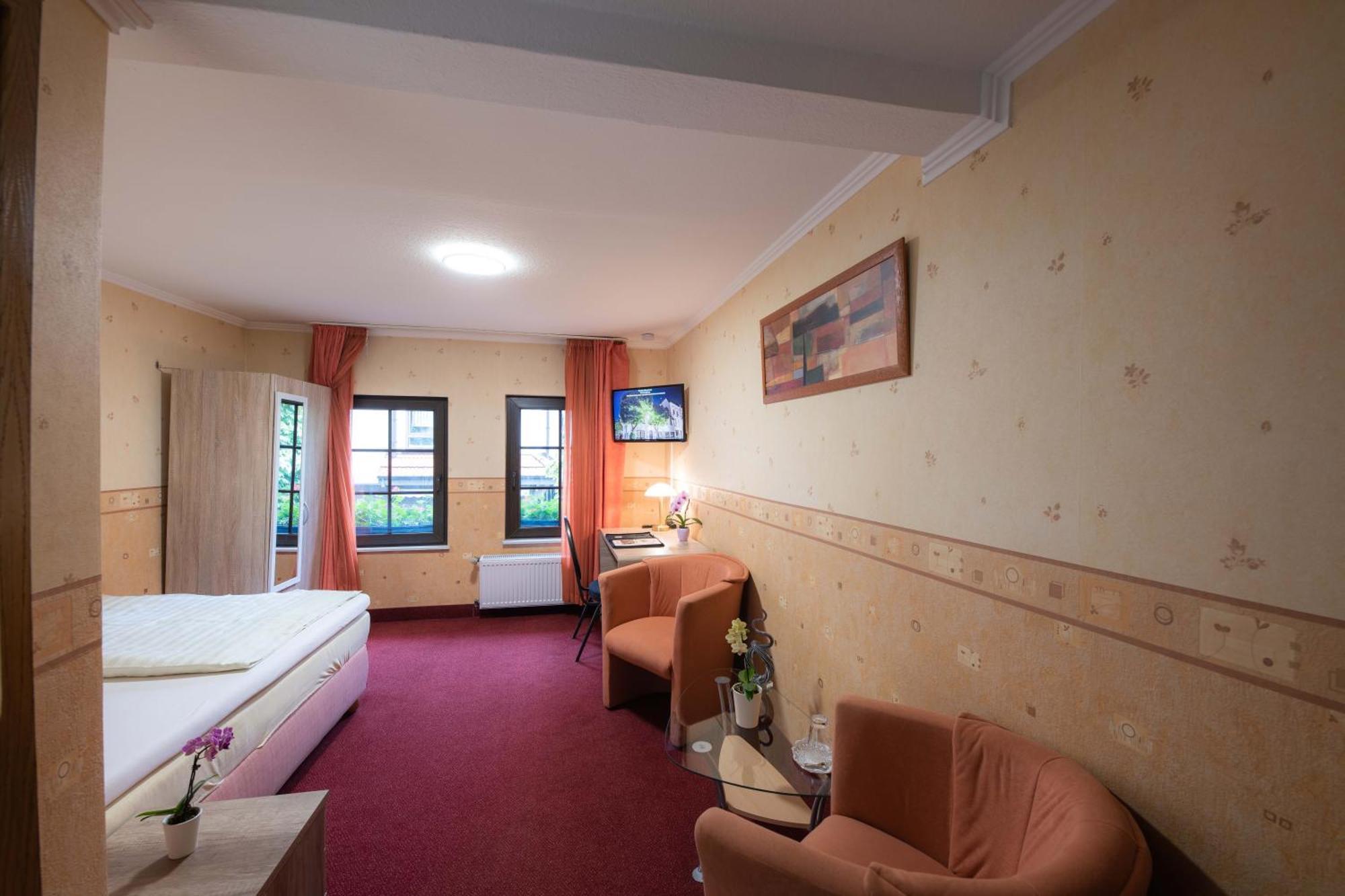 Hotel Am Rathaus Menden Ngoại thất bức ảnh